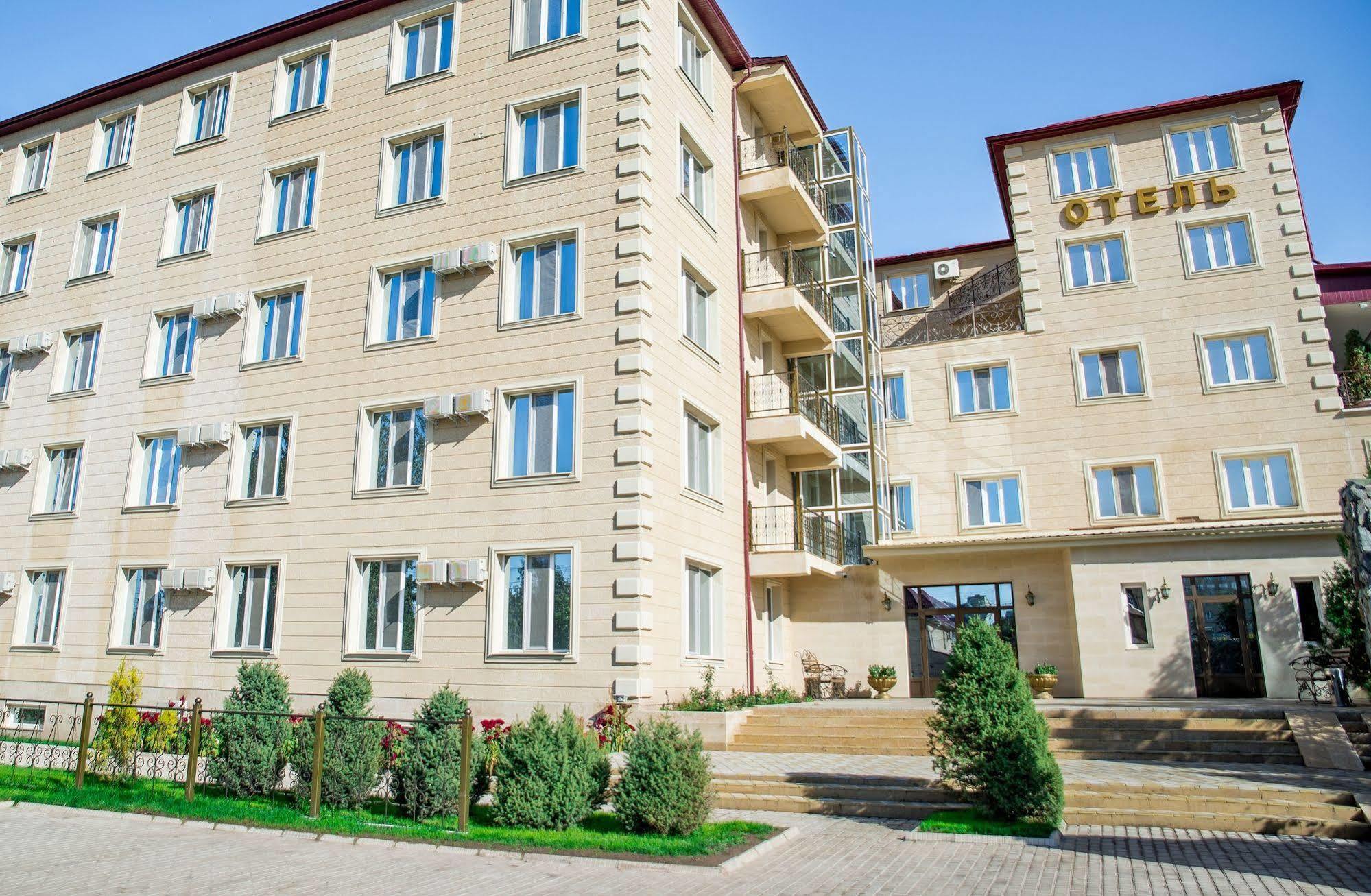 Отель Rich Бишкек Экстерьер фото
